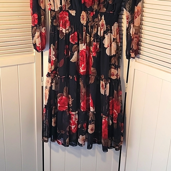 KATE AND LILY BLUE FLORAL MIDI DRESS SZ 12P - Picture 8 of 8